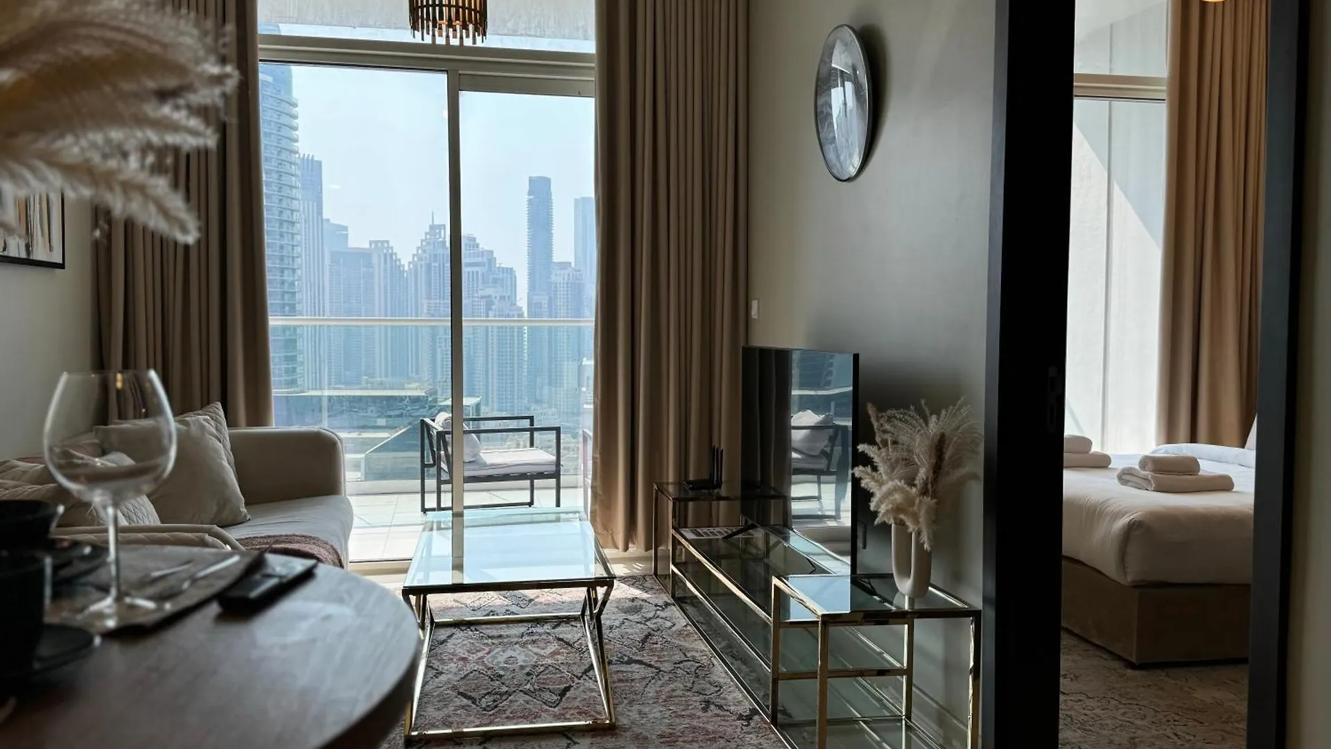 Burj Khalifa View Apartment دبي